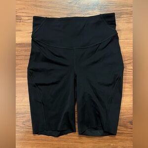 lululemon Base Pace Black Shorts 8” size 4